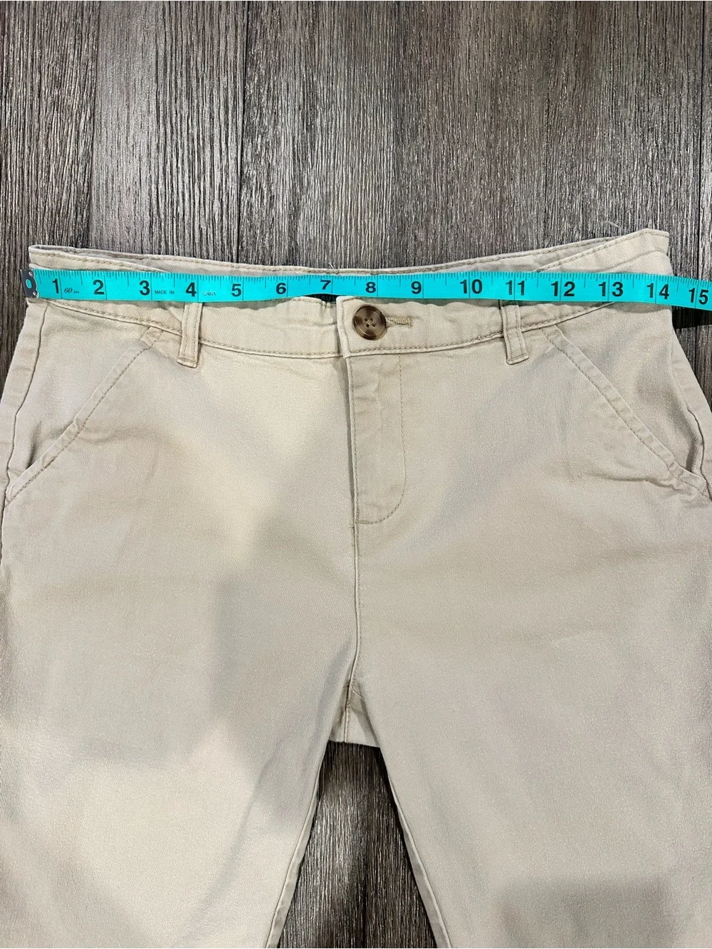 Two pairs Old Navy khaki uniform Bermuda length shorts - girls - Back-to-School